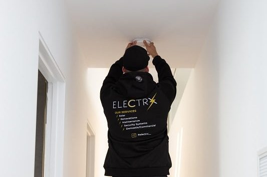 Smoke Alarm Beeping: Causes and Solutions Explained