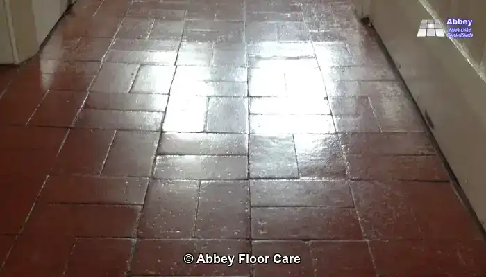 Deep Cleaning Quarry Tiles: Effective Stubborn Dirt Solutions