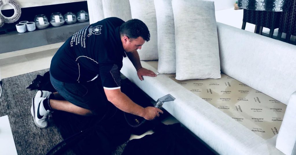 Steam Cleaning vs Dry Cleaning for Sofas: Which Is Best?